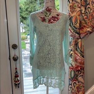 Long sleeve lacey front tunic - Size M